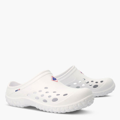 Muckster Lite Liberty Women's Clog MMLCWU01 white clog shoe on a white background